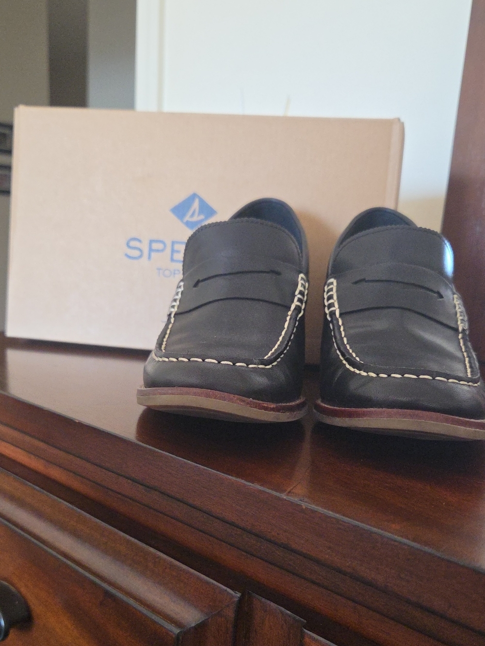 Sperry Black Leather Penny Loafers with Contrast Stitching